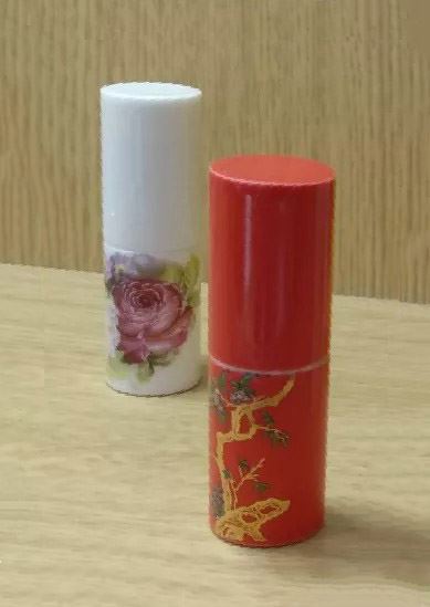 YUGAs porcelain lipstick offers a delightful new choice to consumers